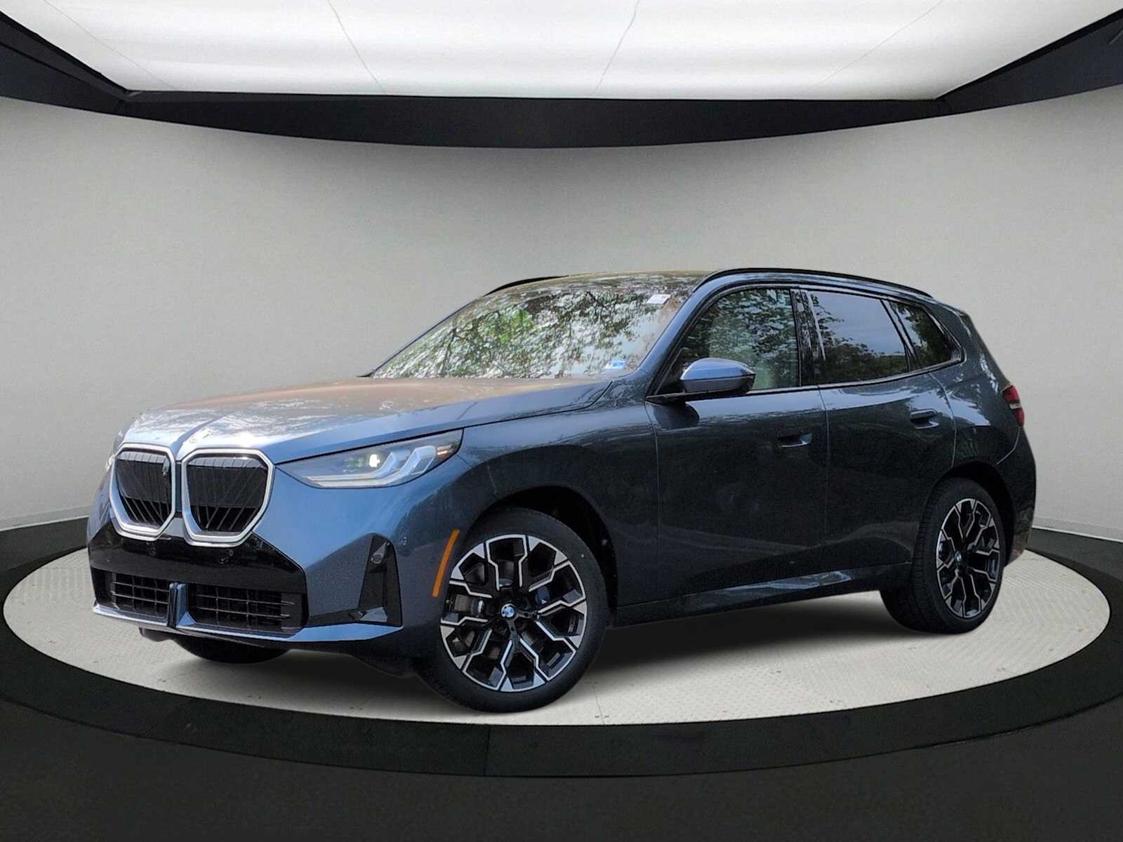 Thumbnail: 2026 BMW X3 - 1