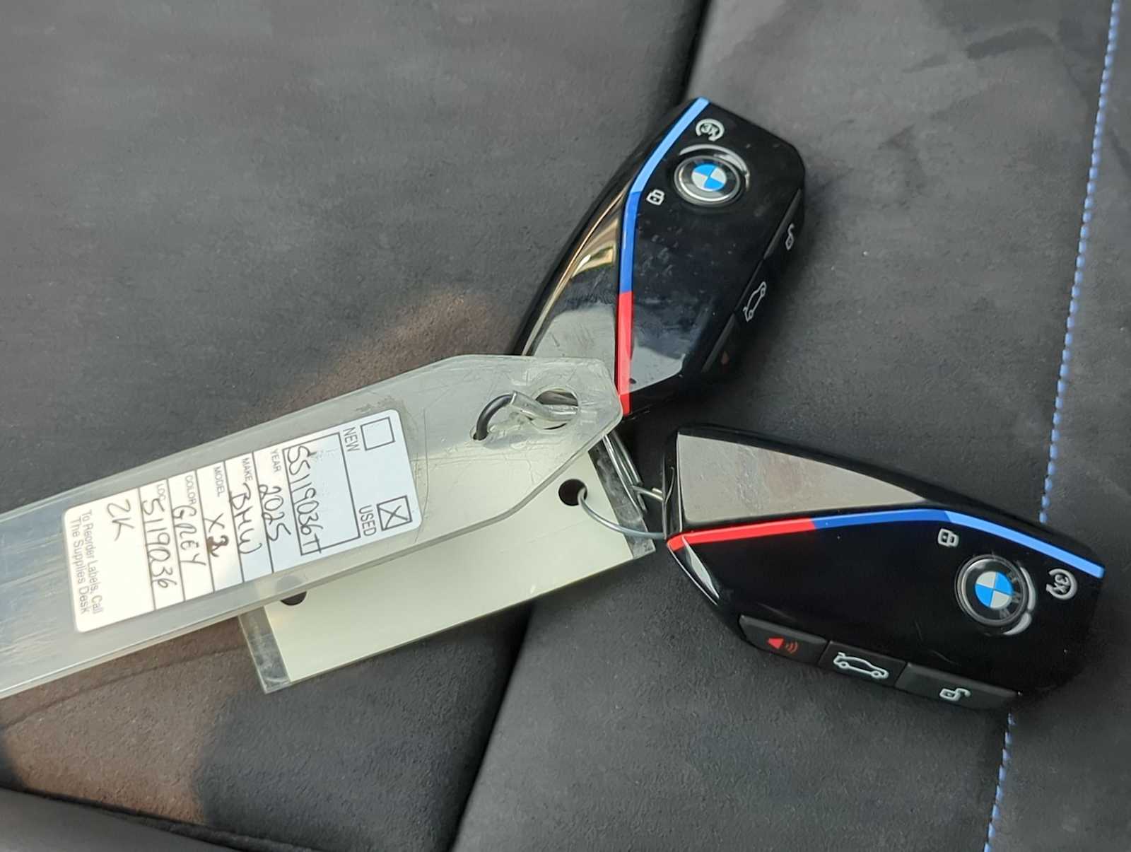 2025 BMW X2 M35i 27