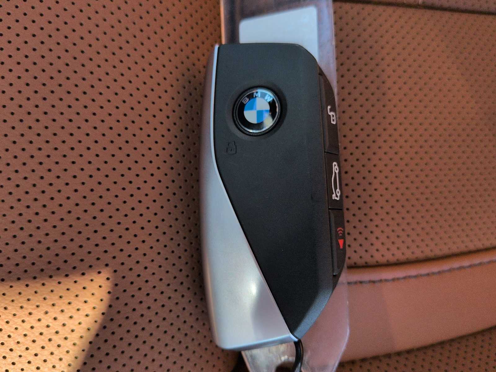Thumbnail: 2026 BMW X5 - 37