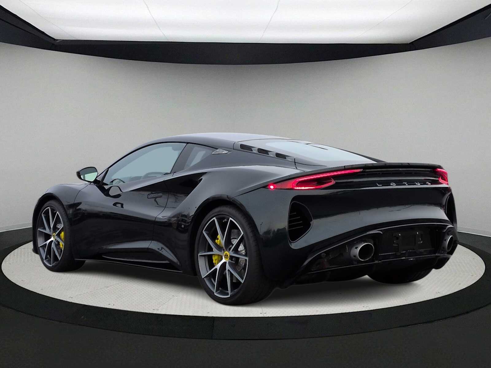 Thumbnail: 2024 Lotus Emira - 6