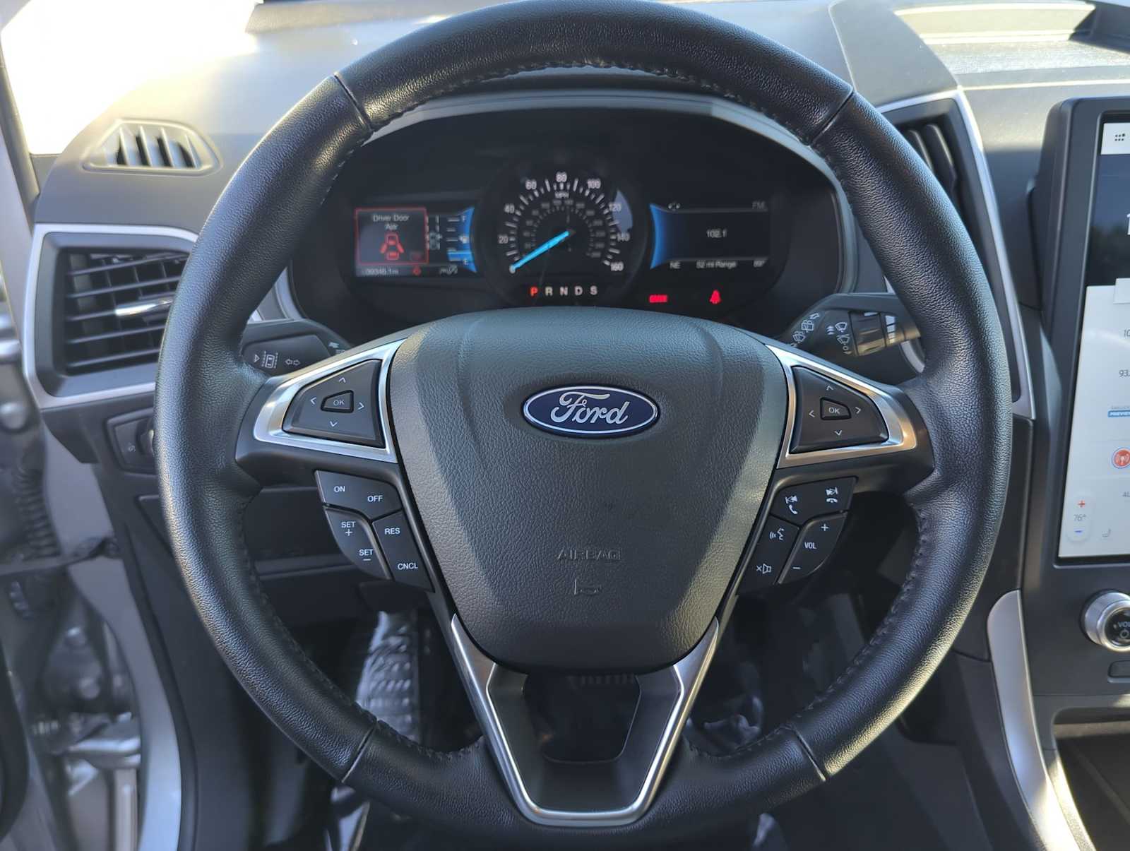 Thumbnail: 2023 Ford Edge - 22