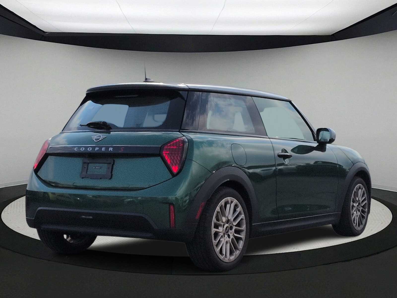 Thumbnail: 2025 MINI Cooper Hardtop - 8