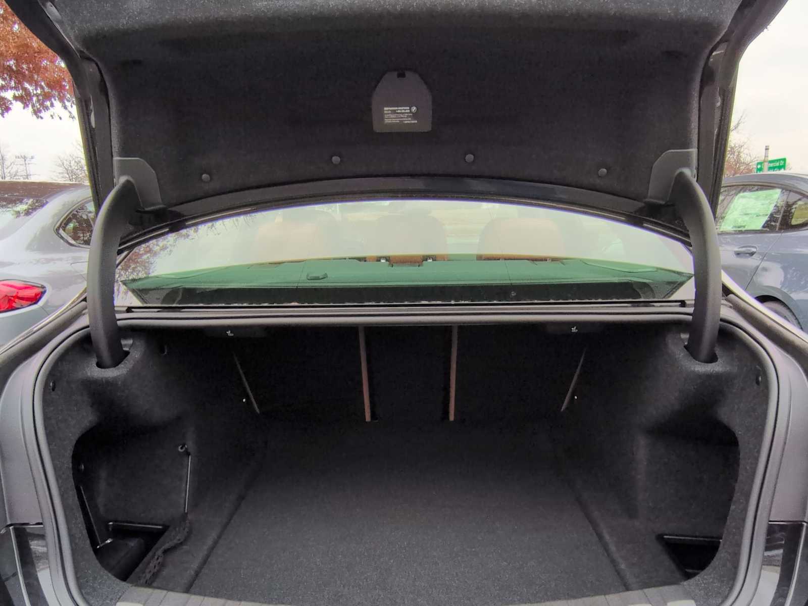 Thumbnail: 2026 BMW 3 Series - 37