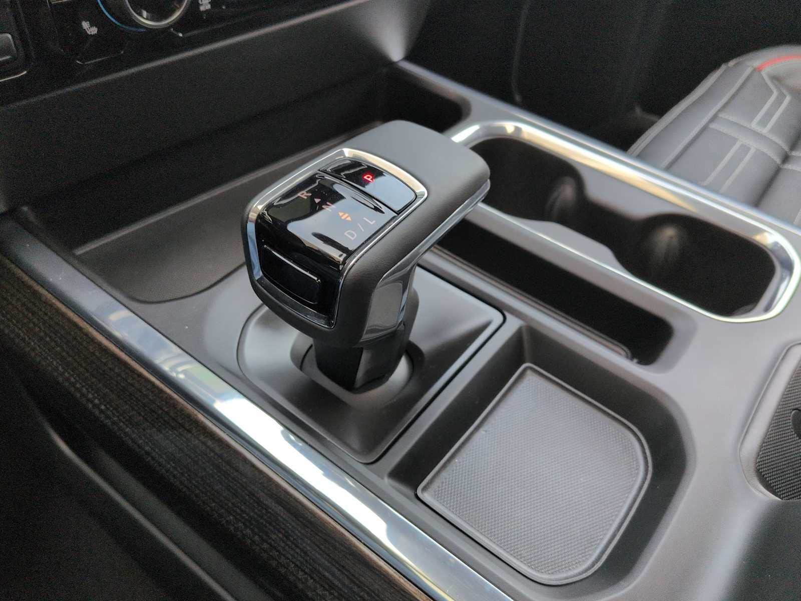Thumbnail: 2024 Chevrolet Silverado 1500 - 36
