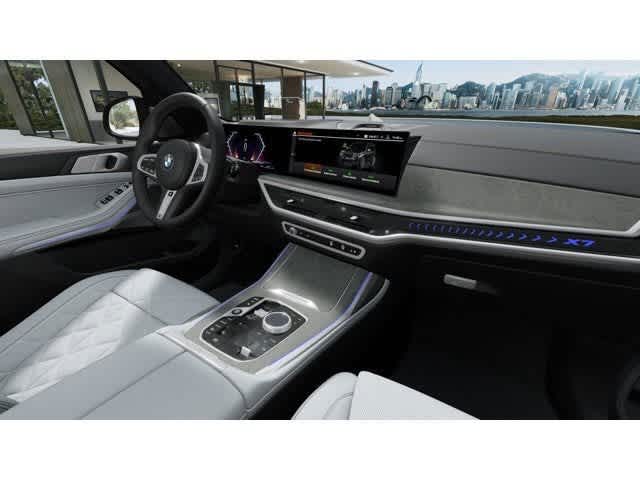 Thumbnail: 2027 BMW X7 - 14