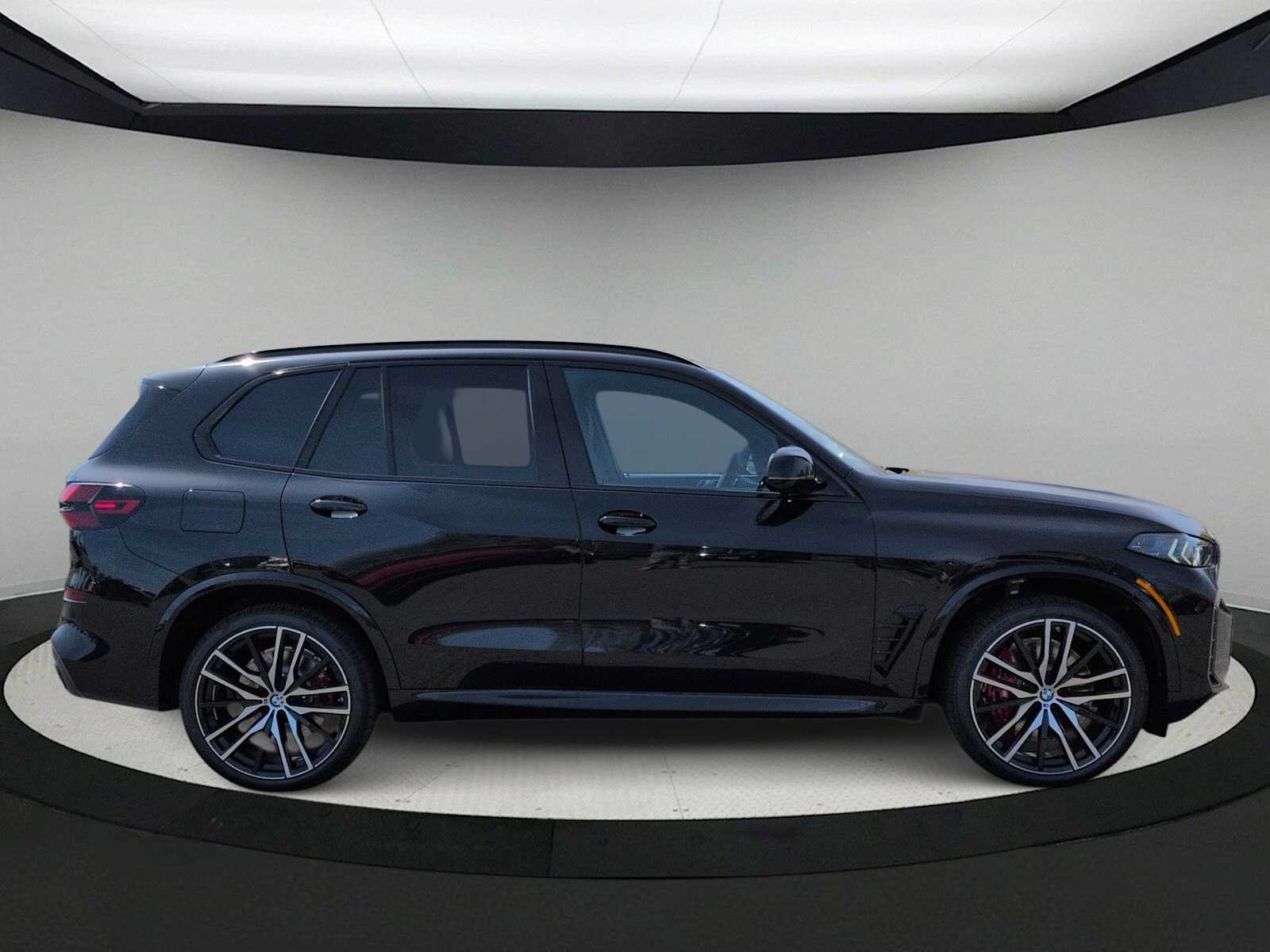 Thumbnail: 2026 BMW X5 - 9