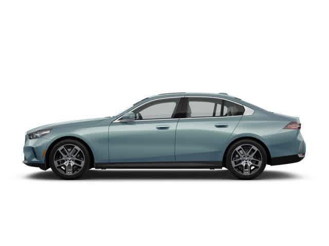 Thumbnail: 2026 BMW 5 Series - 4
