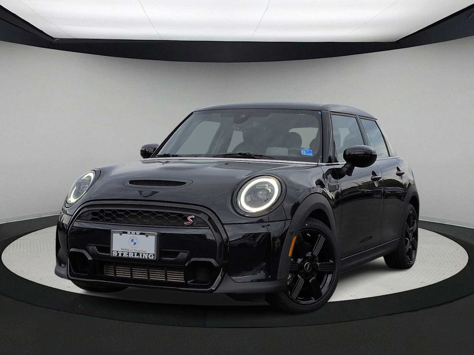2024 MINI Hardtop 4 Door