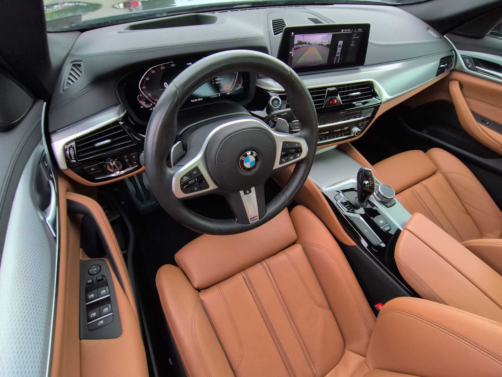 Thumbnail: 2020 BMW 5 Series - 10