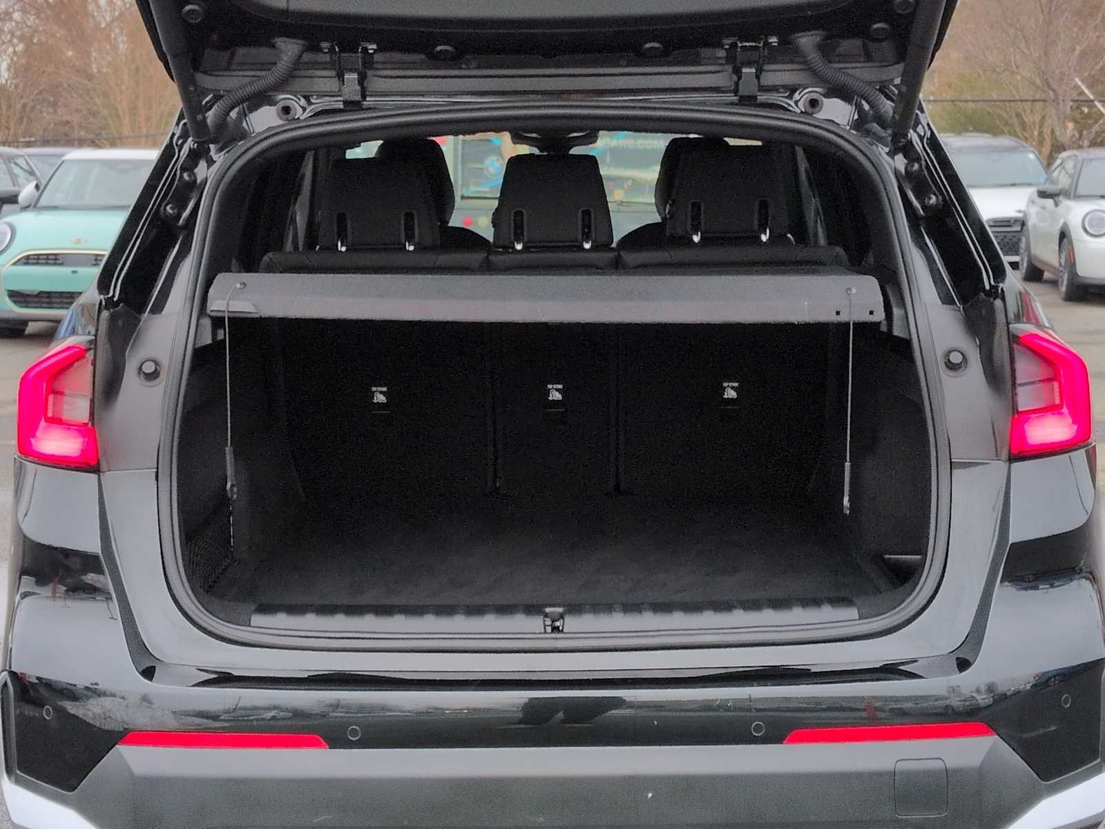 Thumbnail: 2023 BMW X1 - 35