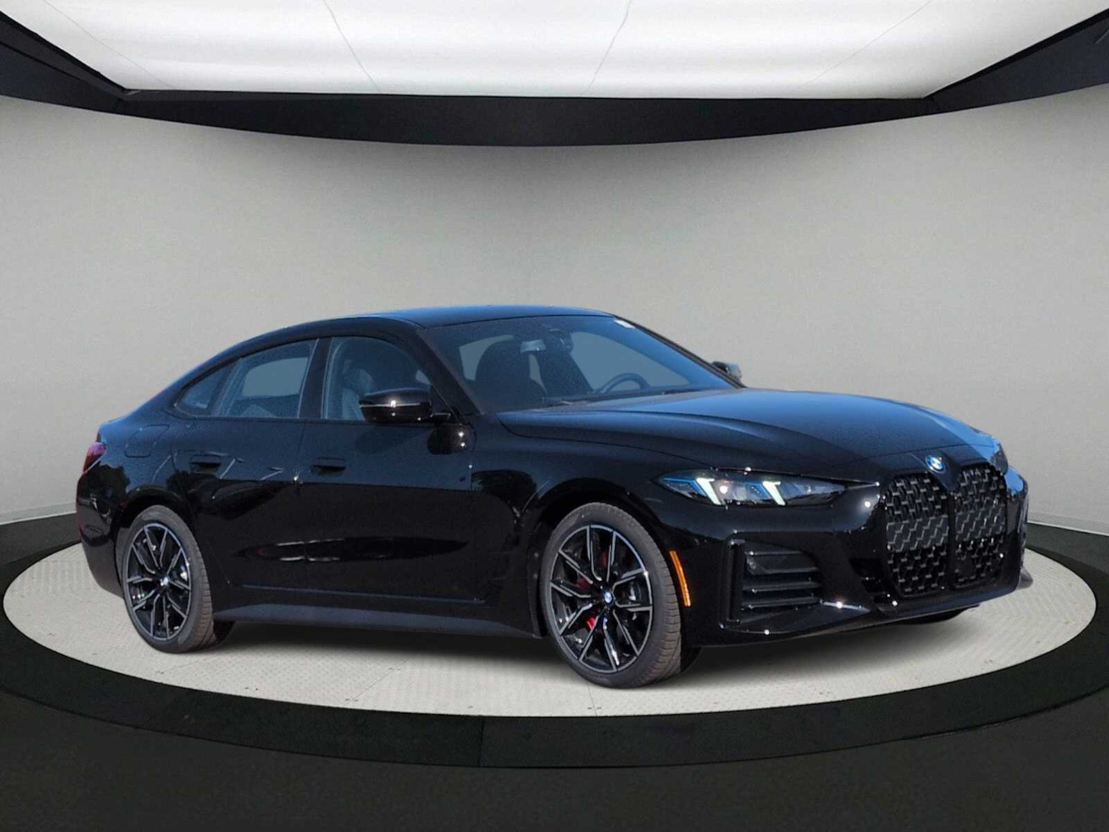 Thumbnail: 2026 BMW 4 Series - 2