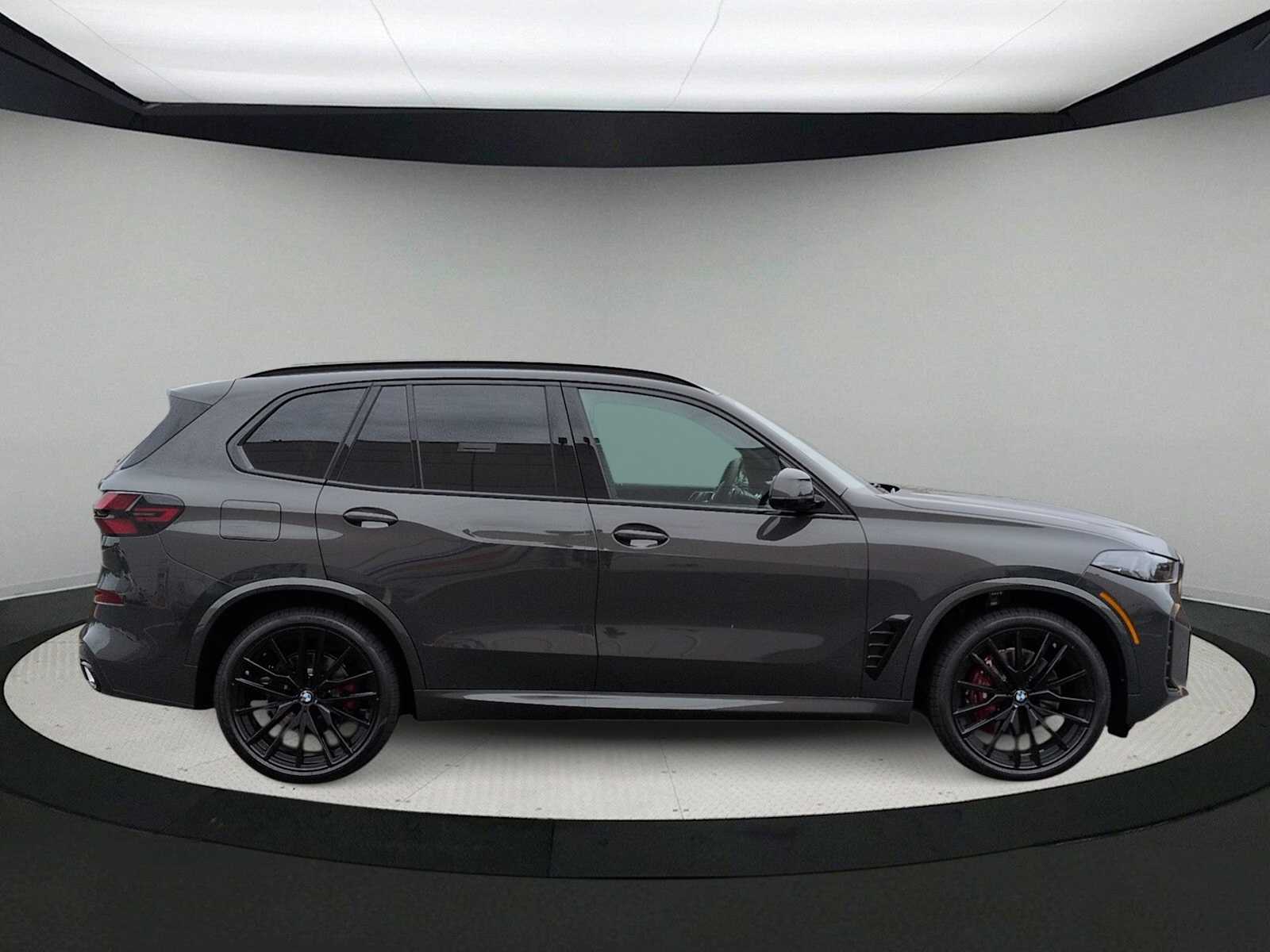 Thumbnail: 2026 BMW X5 - 9