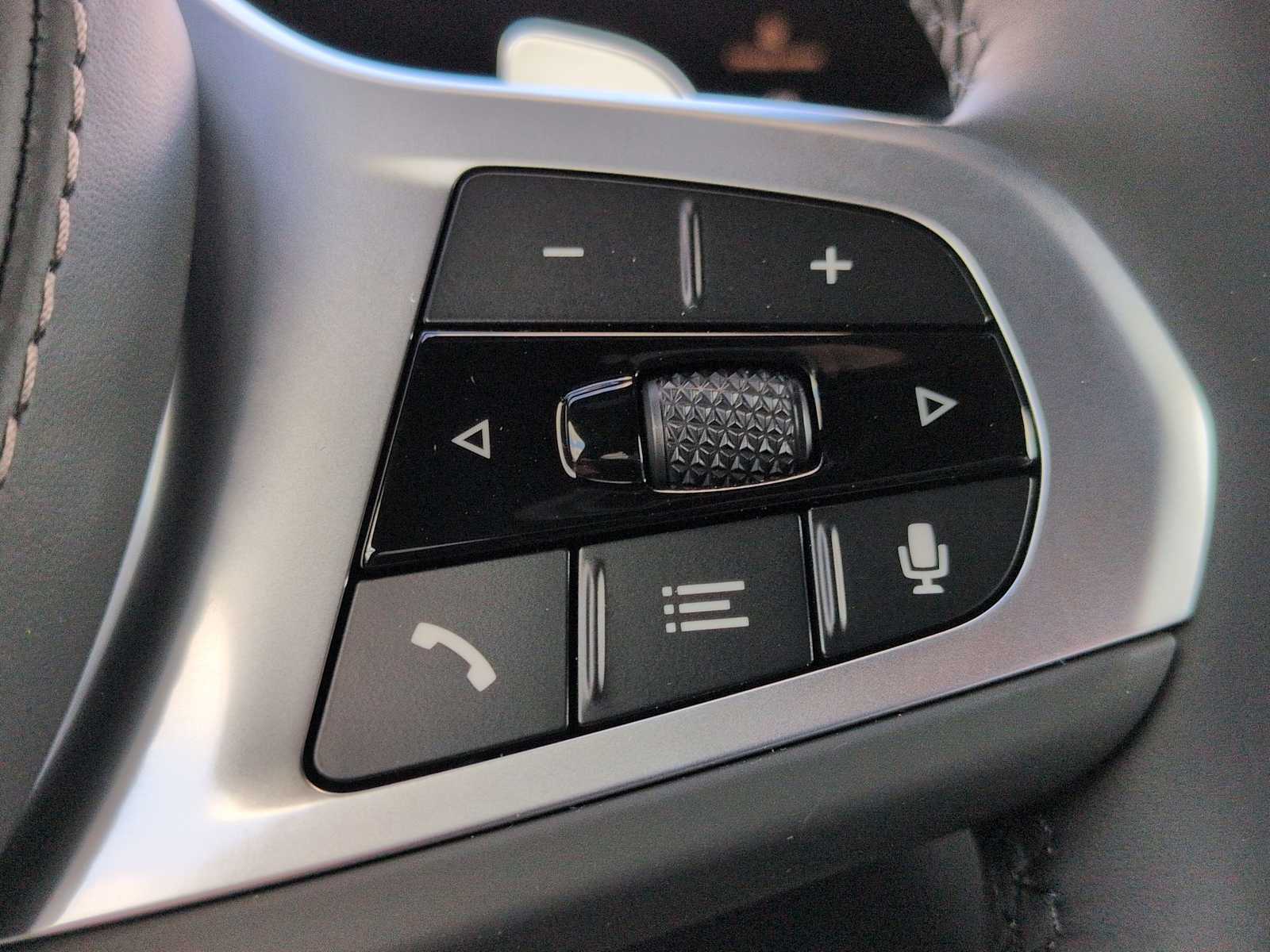 Thumbnail: 2026 BMW X5 - 27