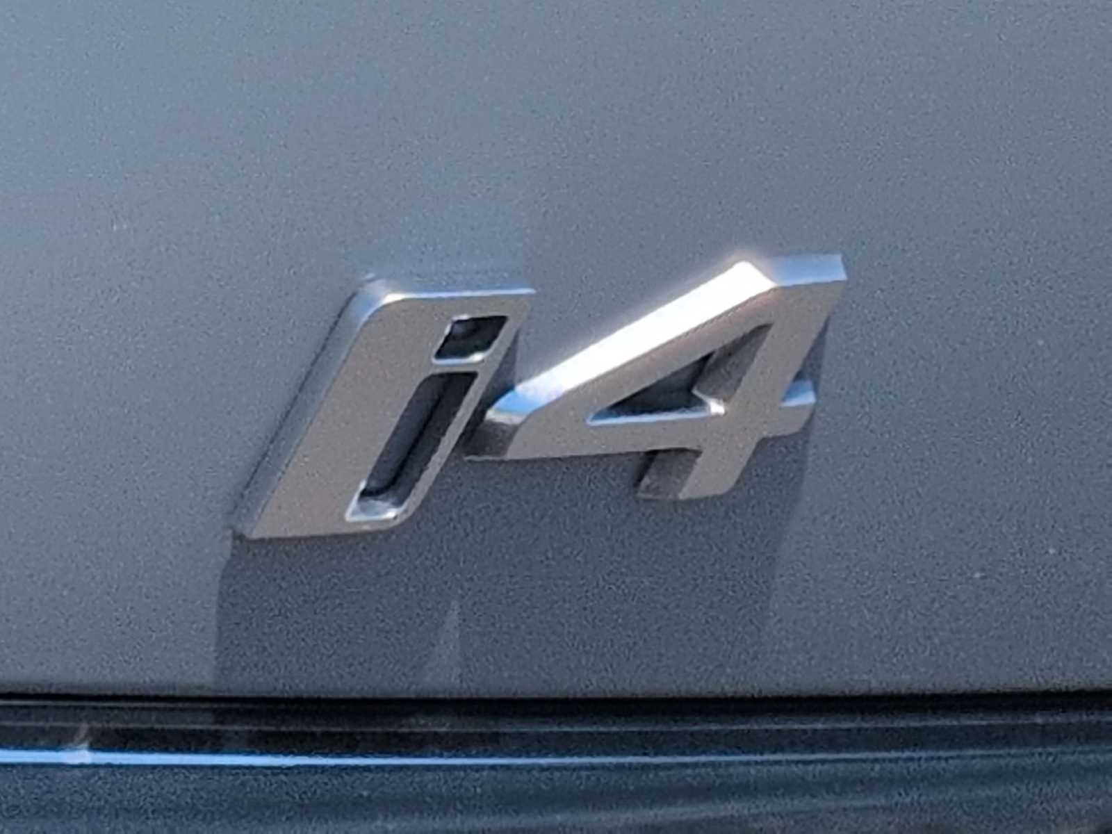 Thumbnail: 2026 BMW i4 - 13