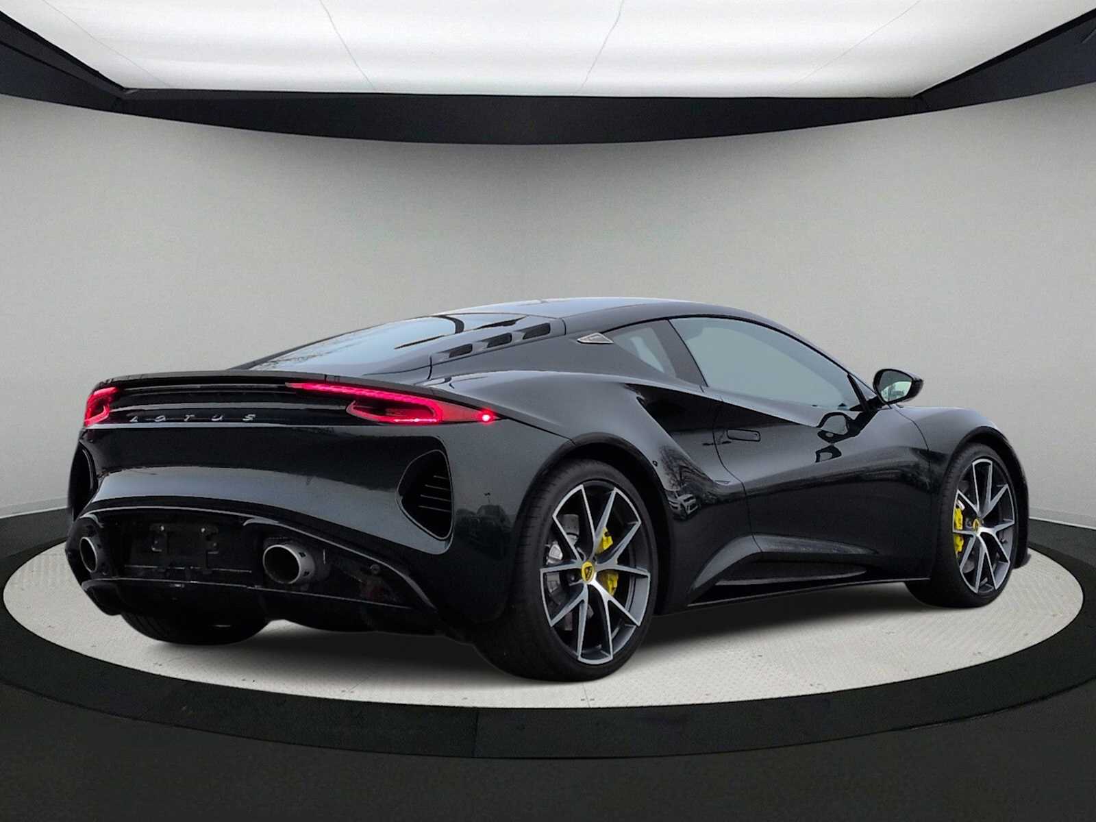 Thumbnail: 2024 Lotus Emira - 8