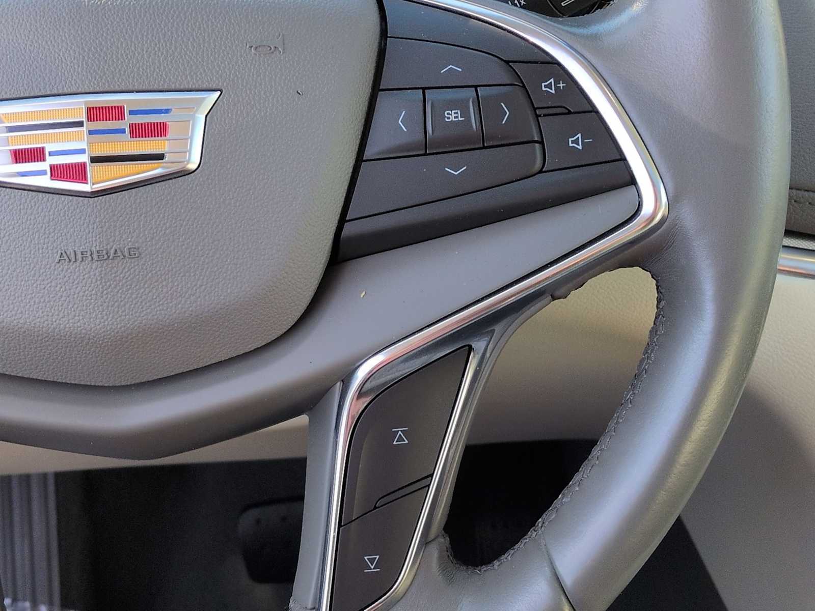 Thumbnail: 2019 Cadillac XT5 - 25