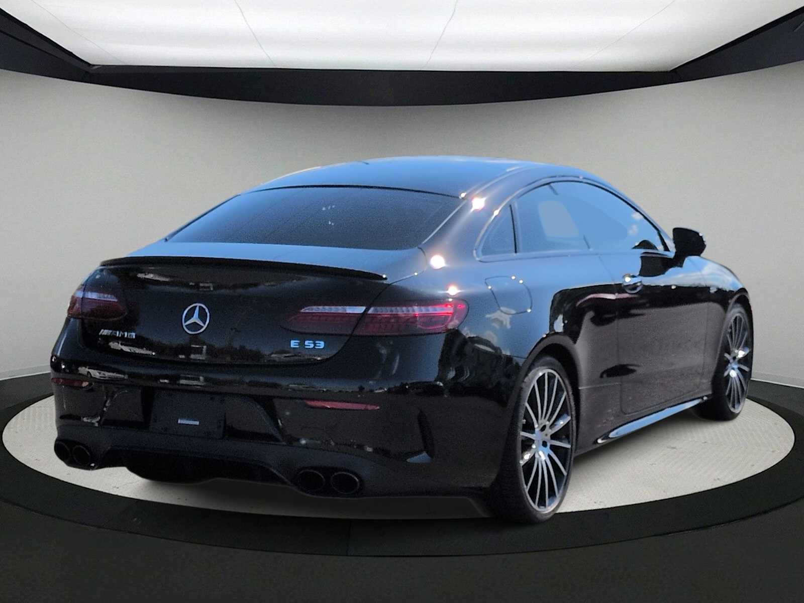 Thumbnail: 2023 Mercedes-Benz E-Class - 8