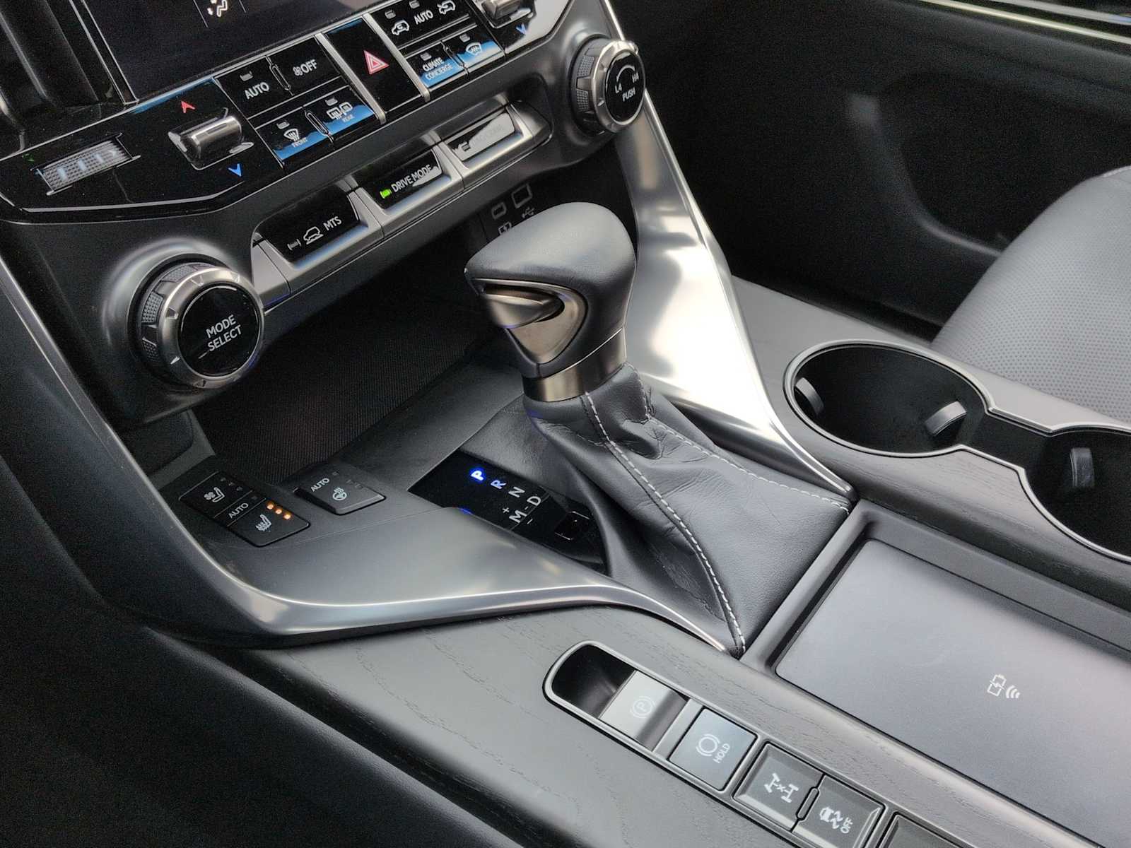 Thumbnail: 2024 Lexus LX - 34