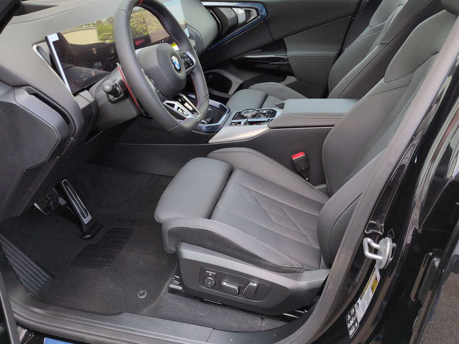 Thumbnail: 2026 BMW X3 - 17