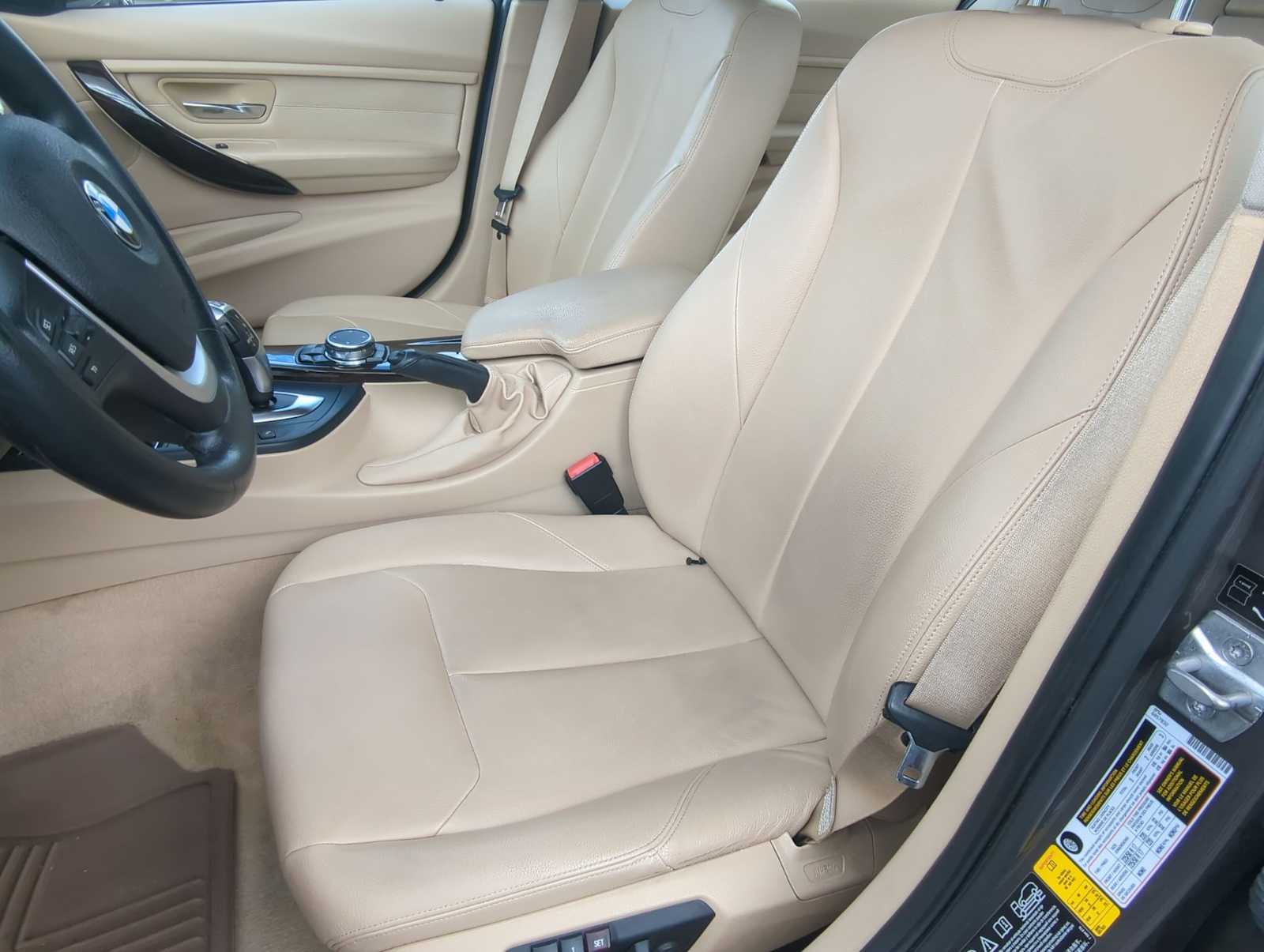 Thumbnail: 2015 BMW 3 Series - 17