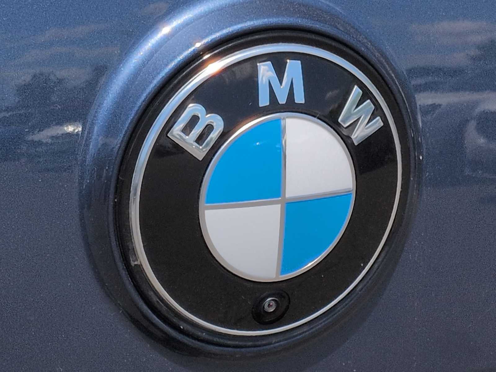 Thumbnail: 2026 BMW iX - 12