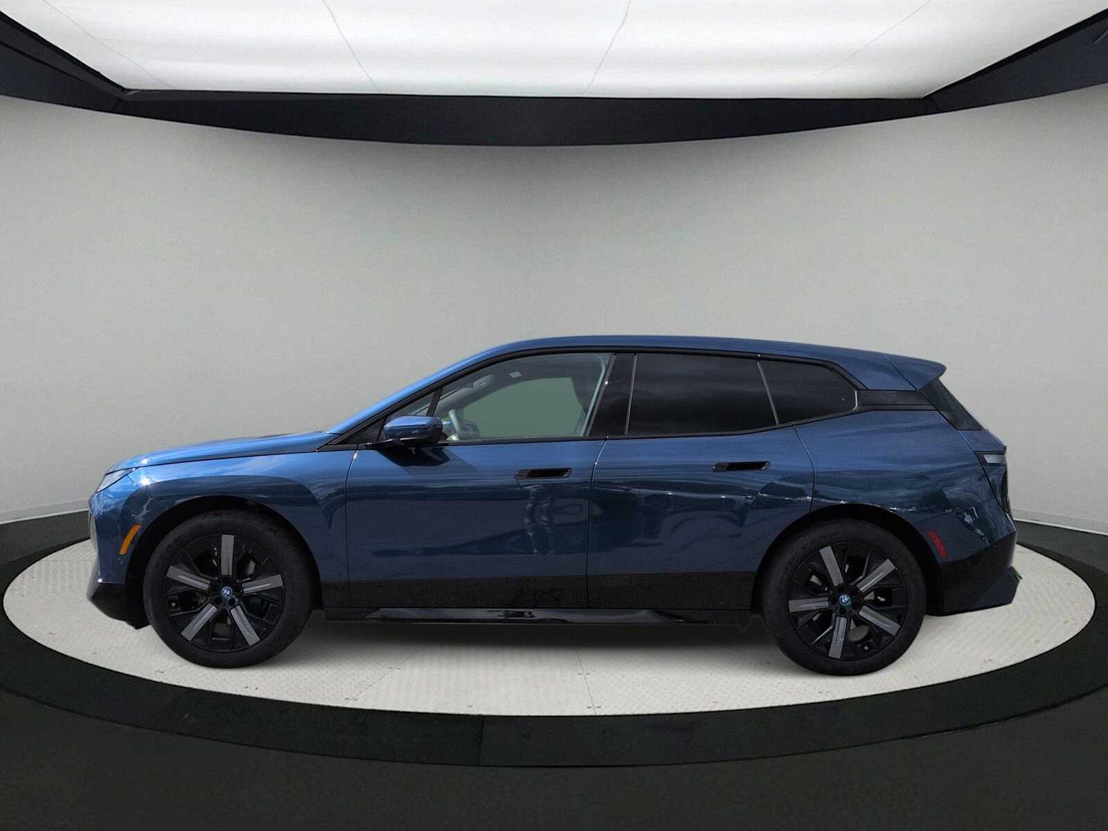 Thumbnail: 2025 BMW iX - 5