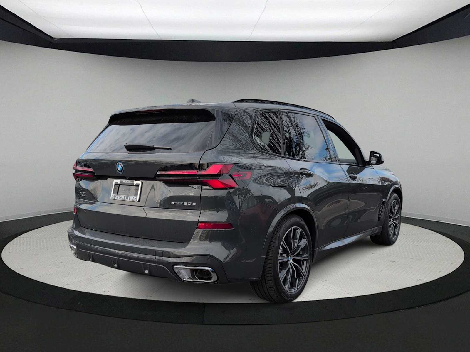 Thumbnail: 2026 BMW X5 - 8