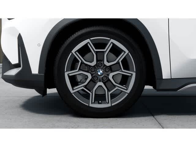 Thumbnail: 2026 BMW X1 - 10