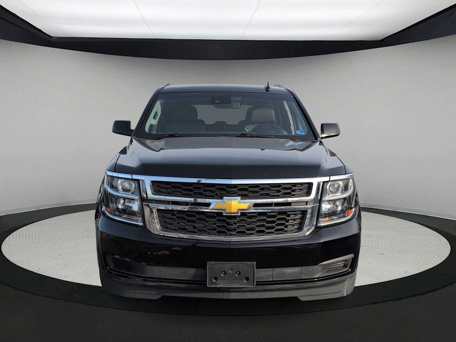 Thumbnail: 2019 Chevrolet Tahoe - 3
