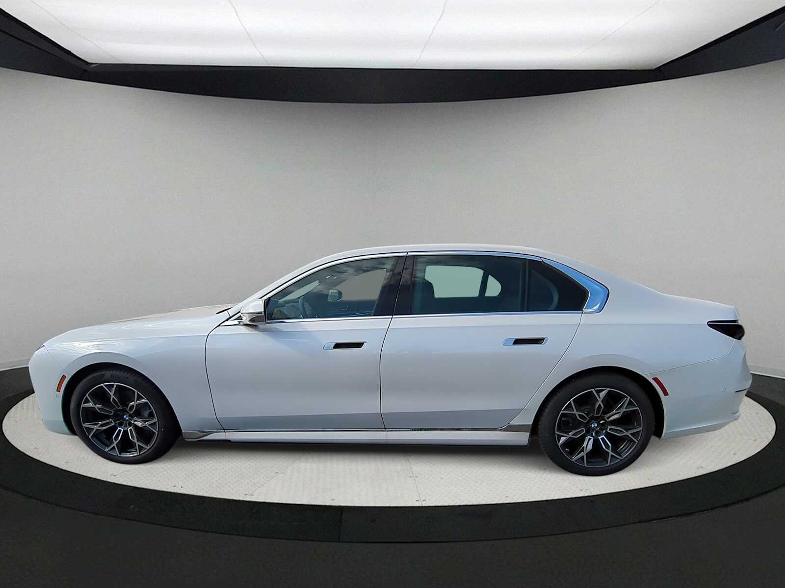 Thumbnail: 2024 BMW i7 - 5