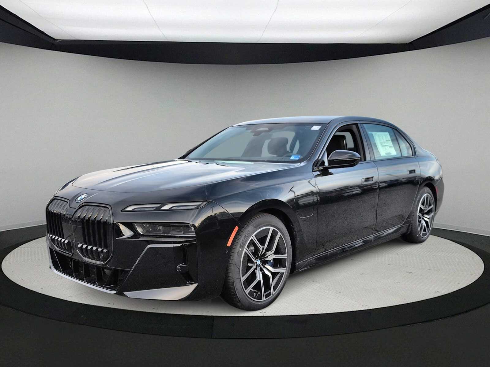 Thumbnail: 2026 BMW 7 Series - 4