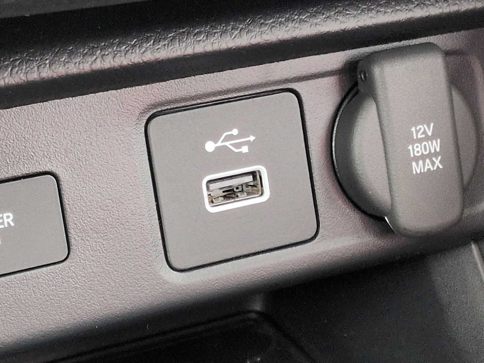 Thumbnail: 2025 Acura Integra - 32