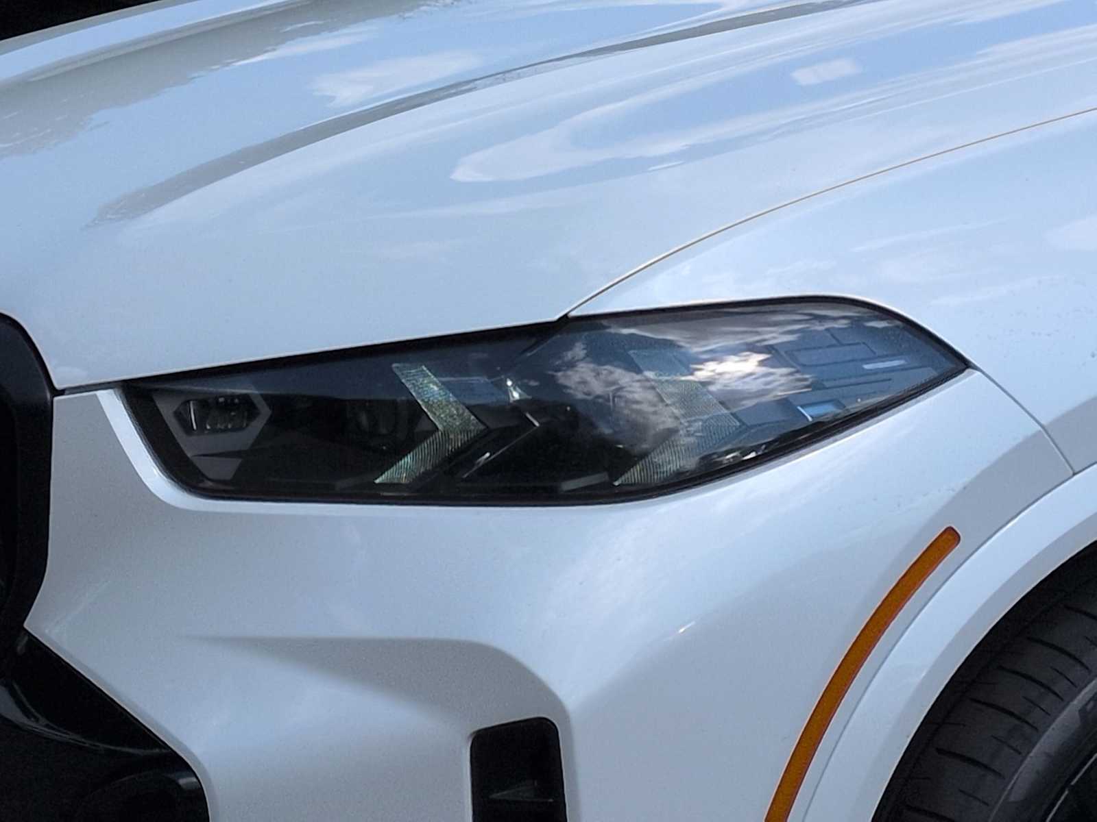 Thumbnail: 2026 BMW X5 - 11
