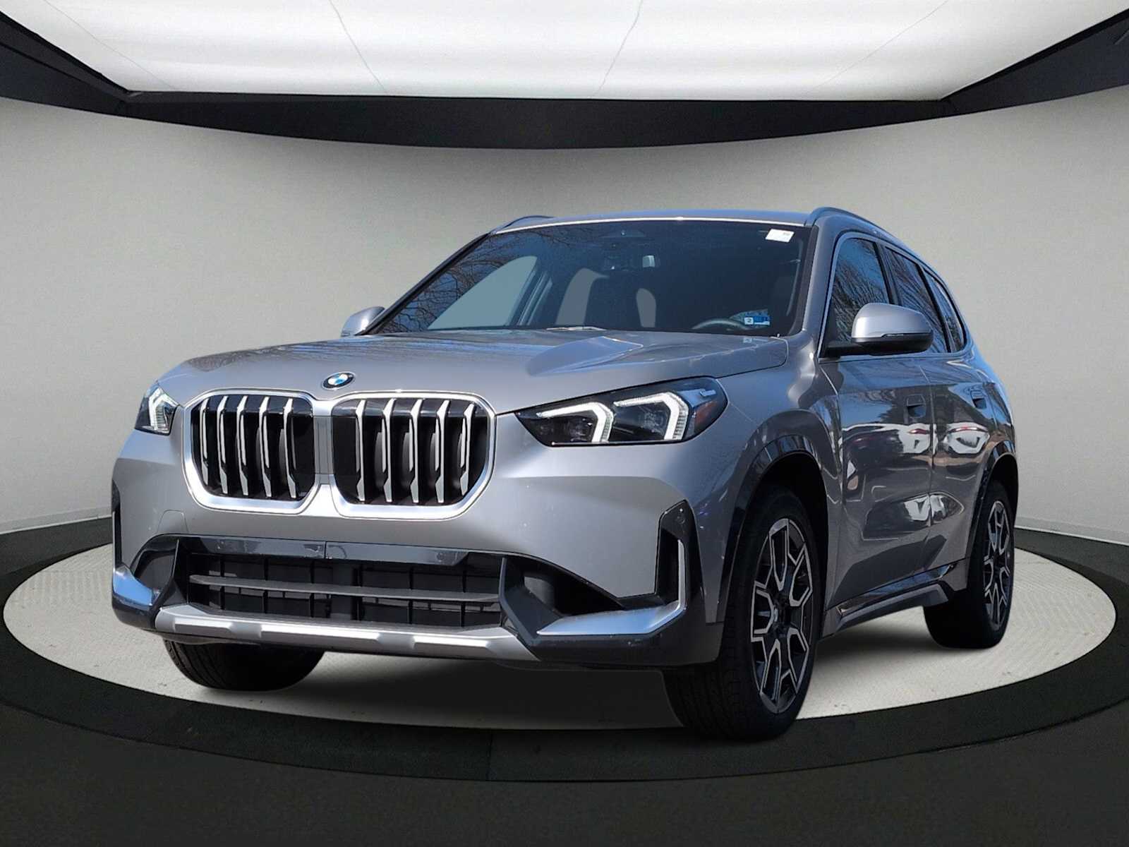 Thumbnail: 2026 BMW X1 - 4