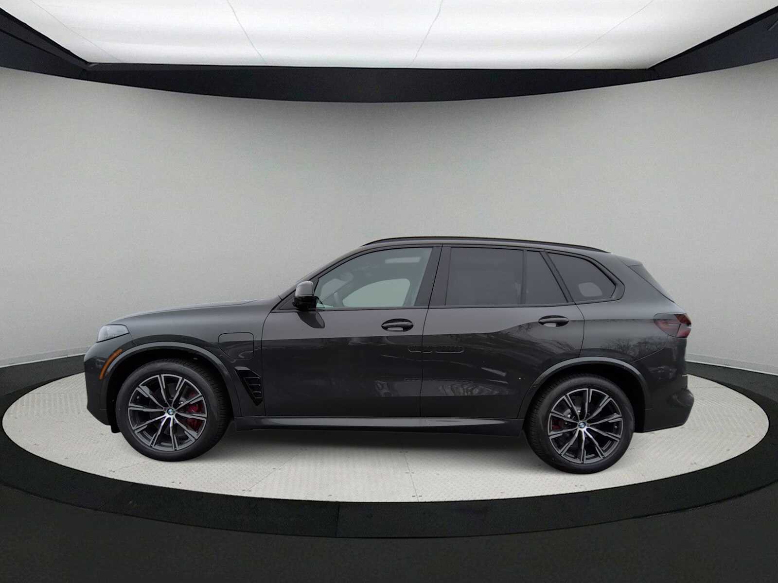 Thumbnail: 2026 BMW X5 - 5