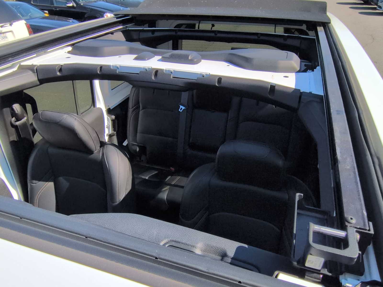 Thumbnail: 2024 Jeep Wrangler - 11