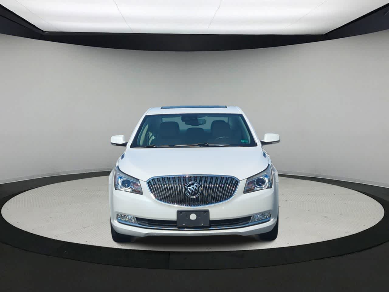Thumbnail: 2015 Buick LaCrosse - 3