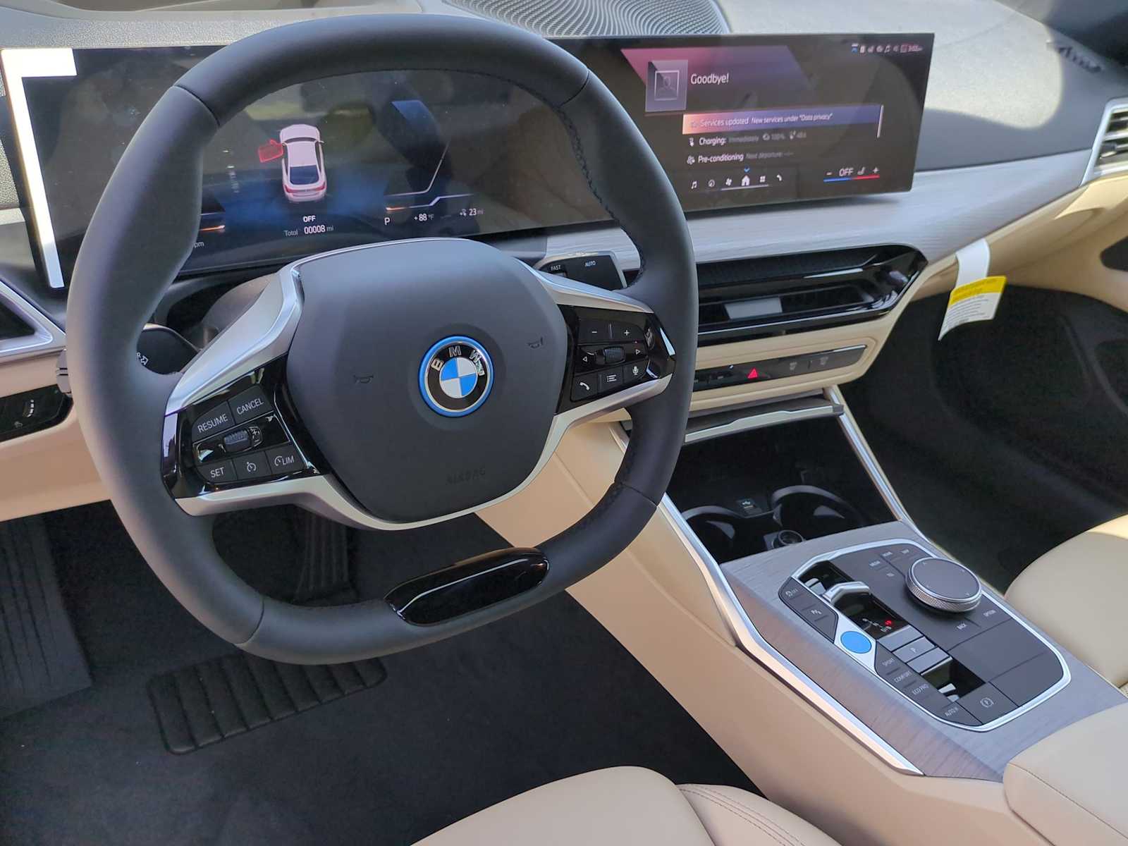 Thumbnail: 2025 BMW i4 - 10