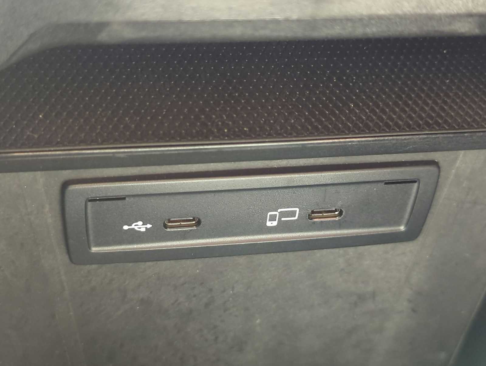 Thumbnail: 2022 Mercedes-Benz GLC - 31