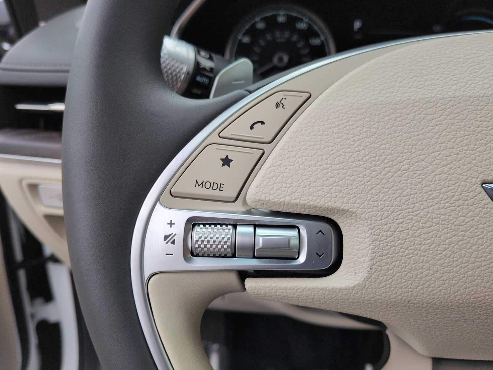 Thumbnail: 2022 Genesis G80 - 26