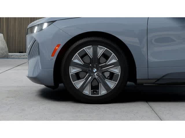 Thumbnail: 2026 BMW iX - 7