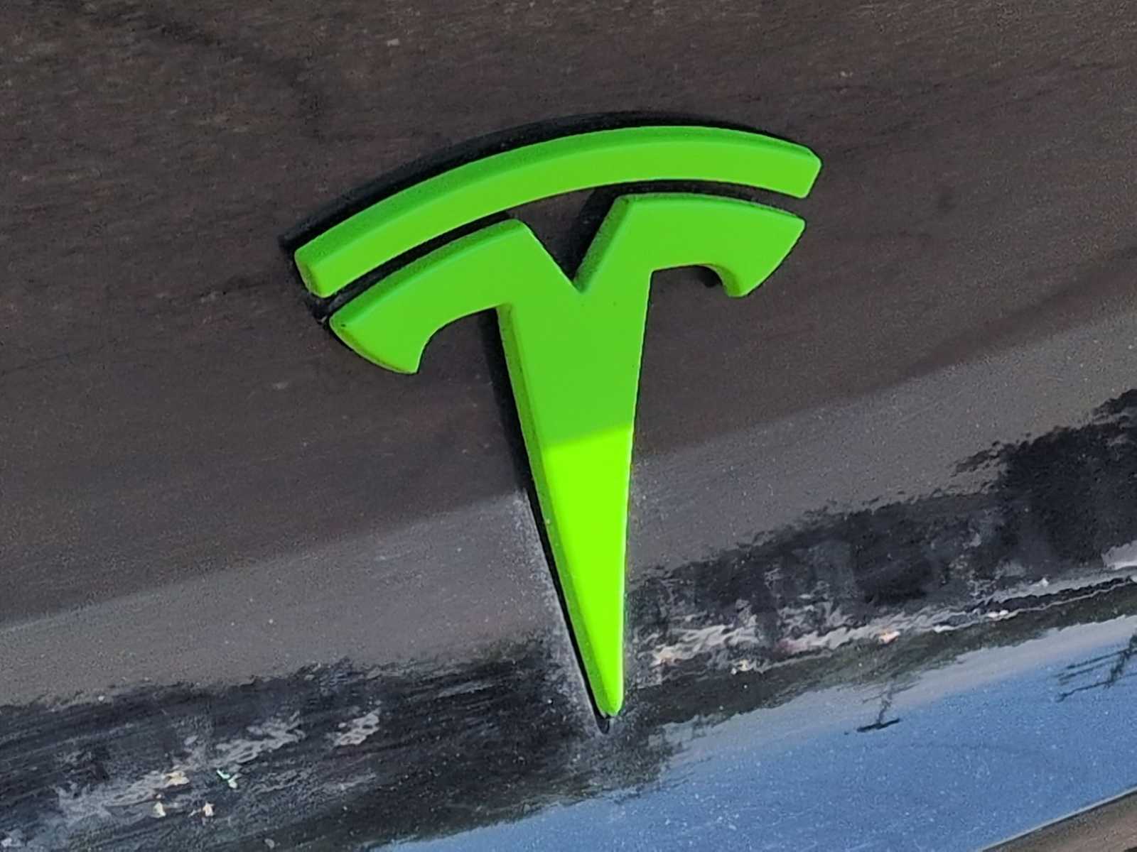 Thumbnail: 2022 Tesla Model 3 - 12