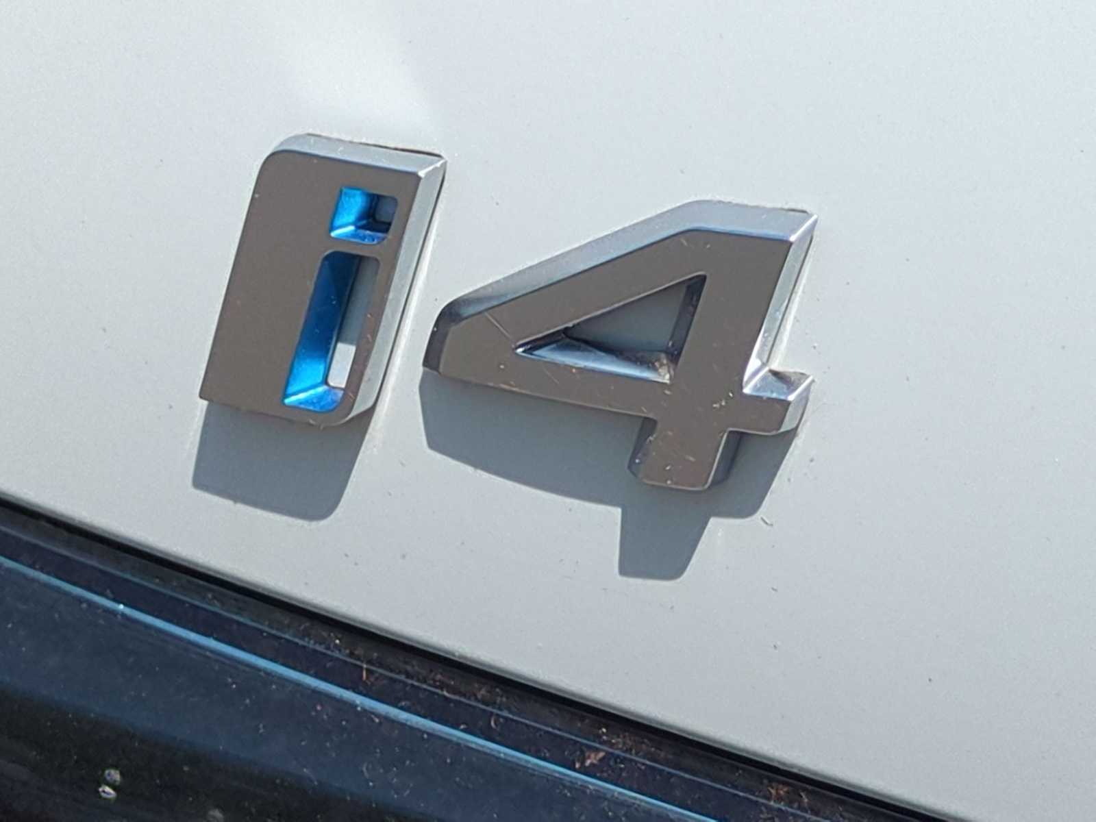 Thumbnail: 2025 BMW i4 - 13