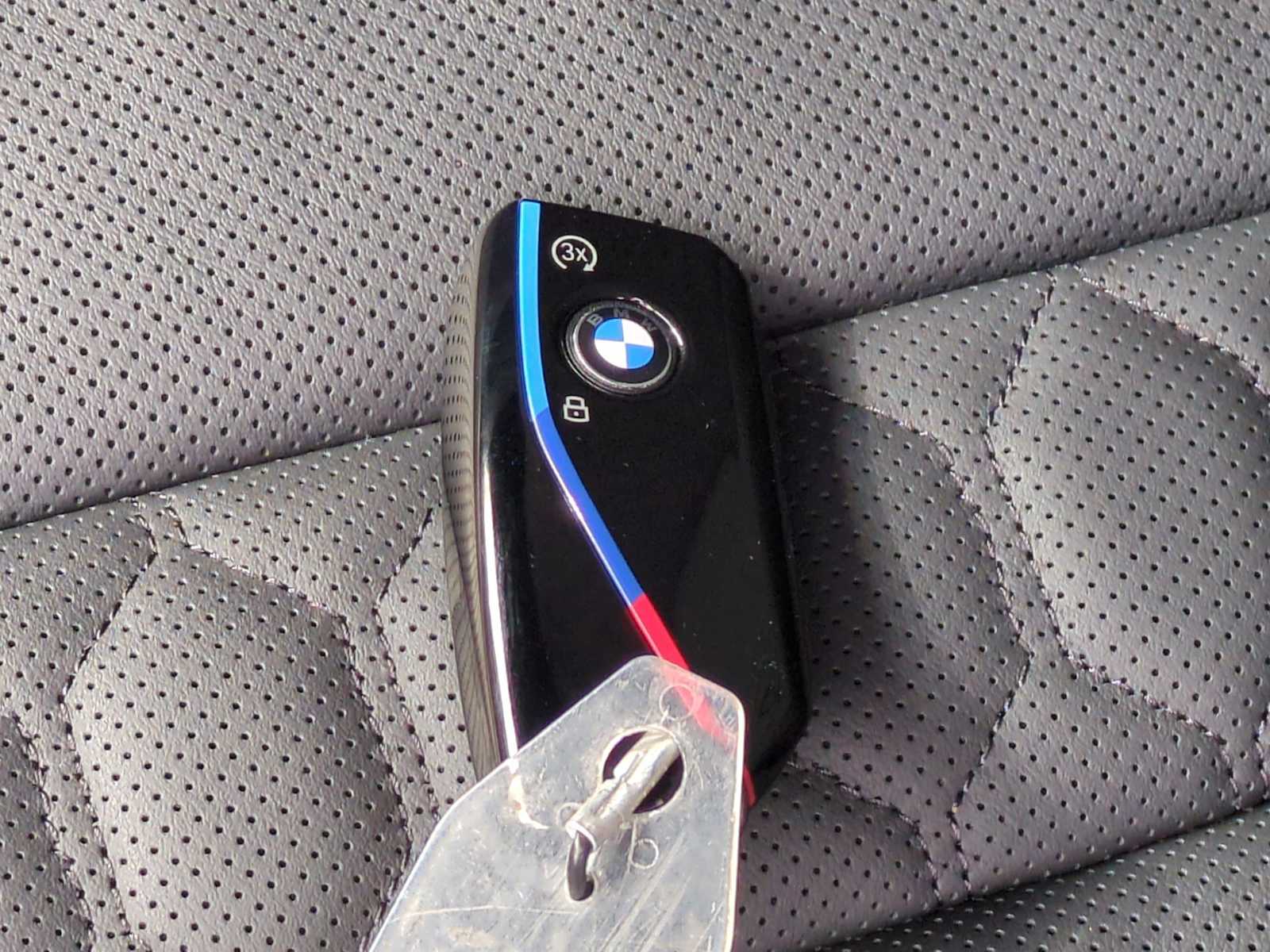 Thumbnail: 2026 BMW X6 - 38