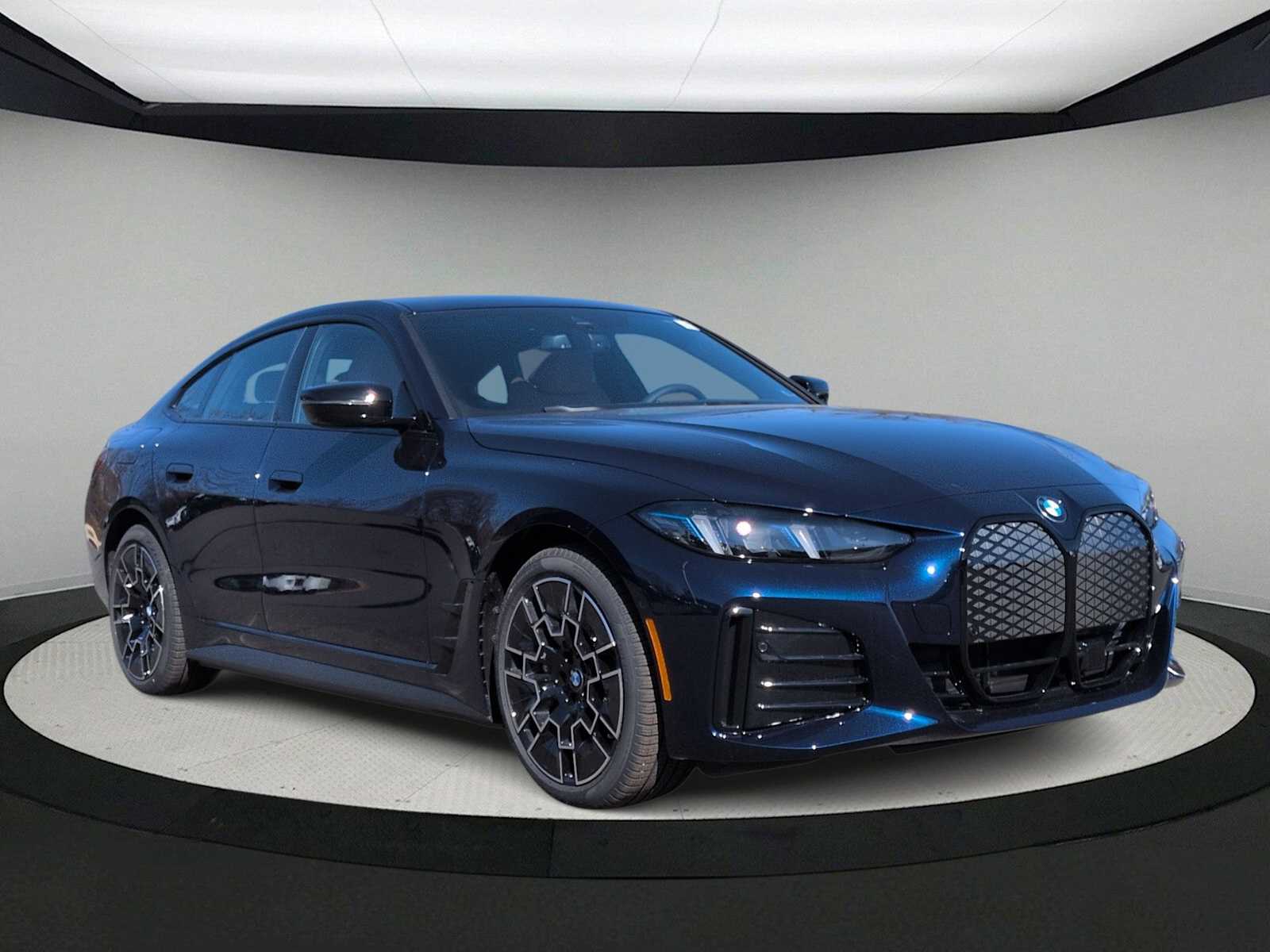 Thumbnail: 2026 BMW i4 - 2