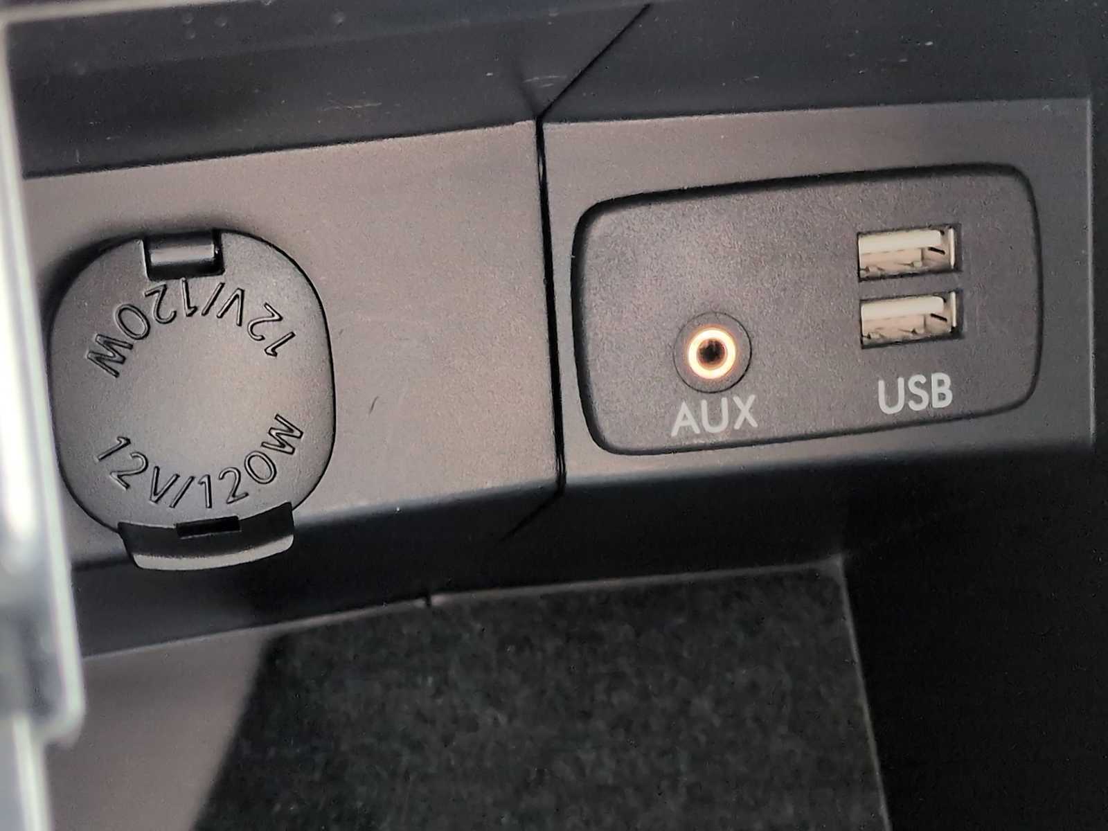 Thumbnail: 2017 Subaru Forester - 31