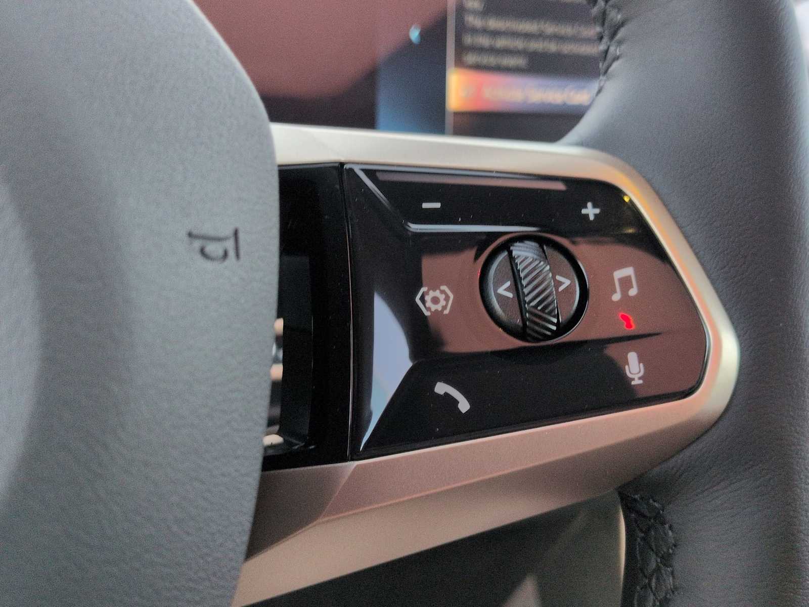 Thumbnail: 2026 BMW iX - 26