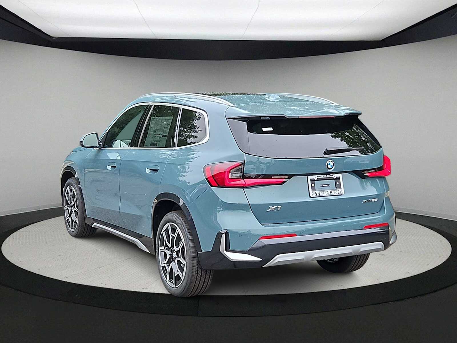 Thumbnail: 2025 BMW X1 - 6