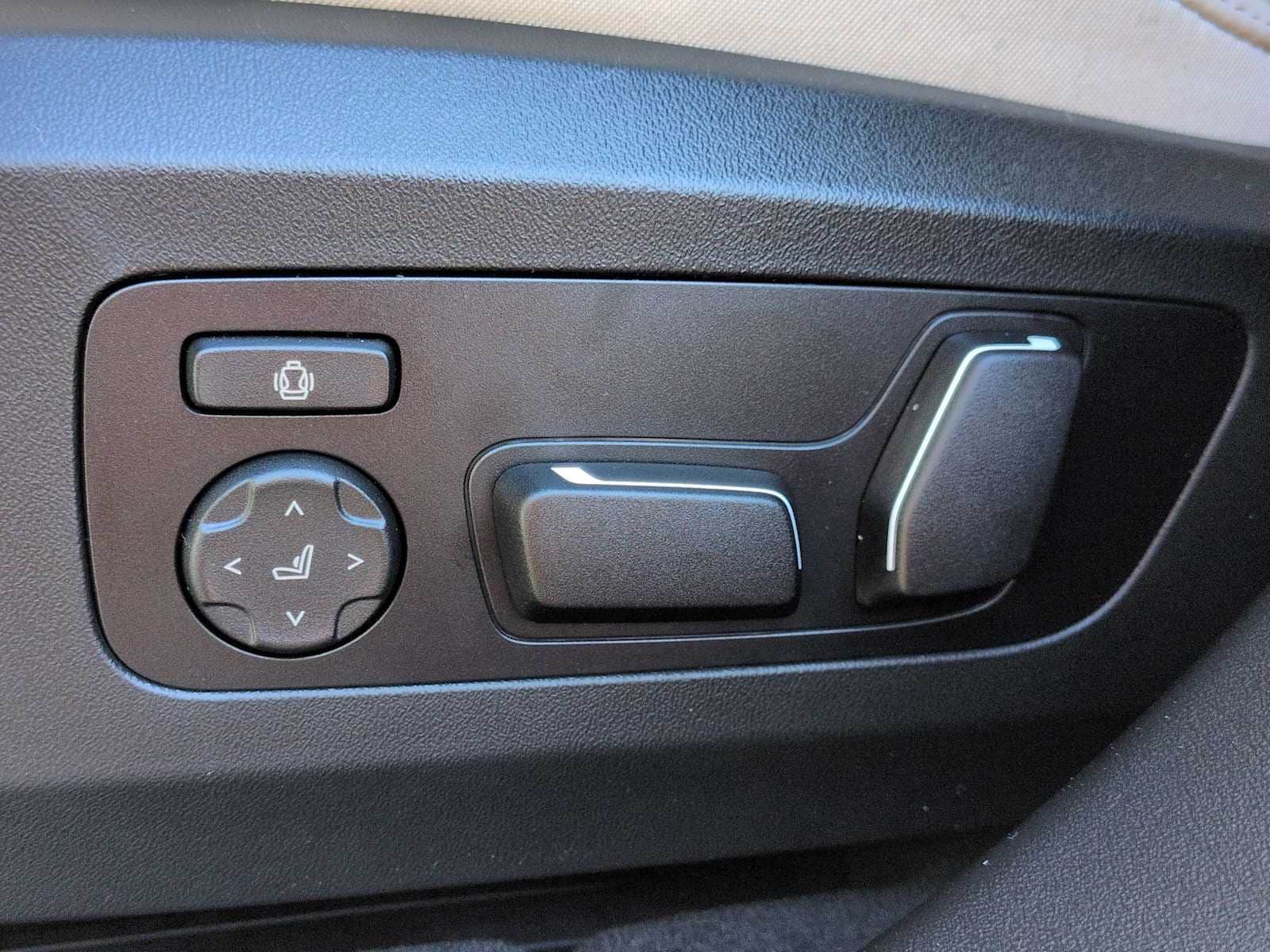 Thumbnail: 2026 BMW X3 - 18