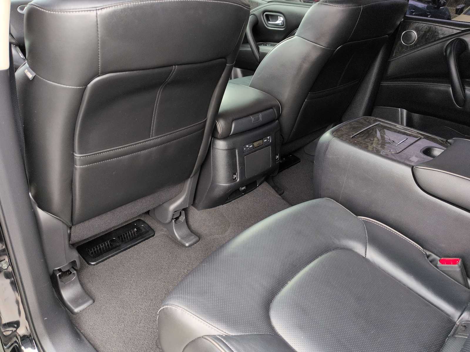 Thumbnail: 2022 INFINITI QX80 - 19